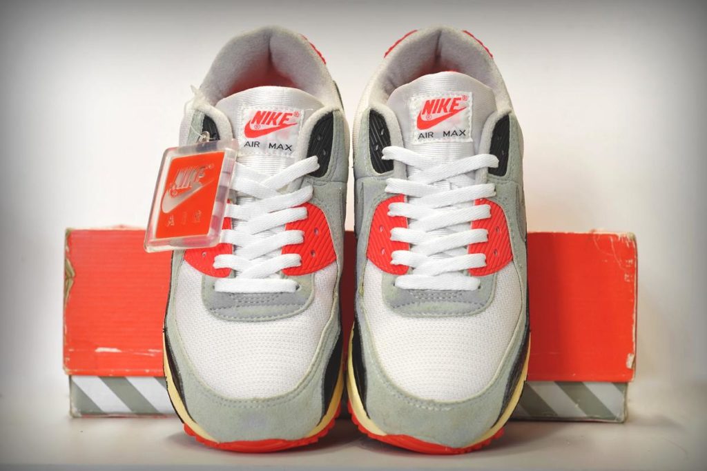 Sepatu Nike Air Max 90 Infrared OG - Sneakers Klasik Nike 90an - Info Rilis dan Harga Terbaru 2020