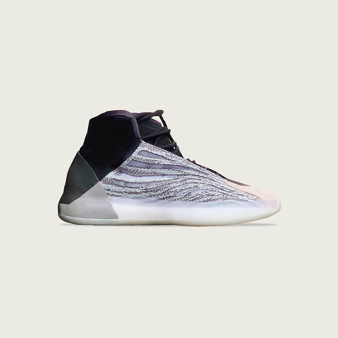 Sepatu adidas Yeezy Basketball | Detail 